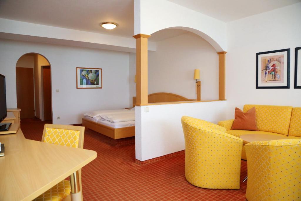 Seegasthof Hois'N Wirt - Hotel Mit Wellnessbereich Gmunden Room photo